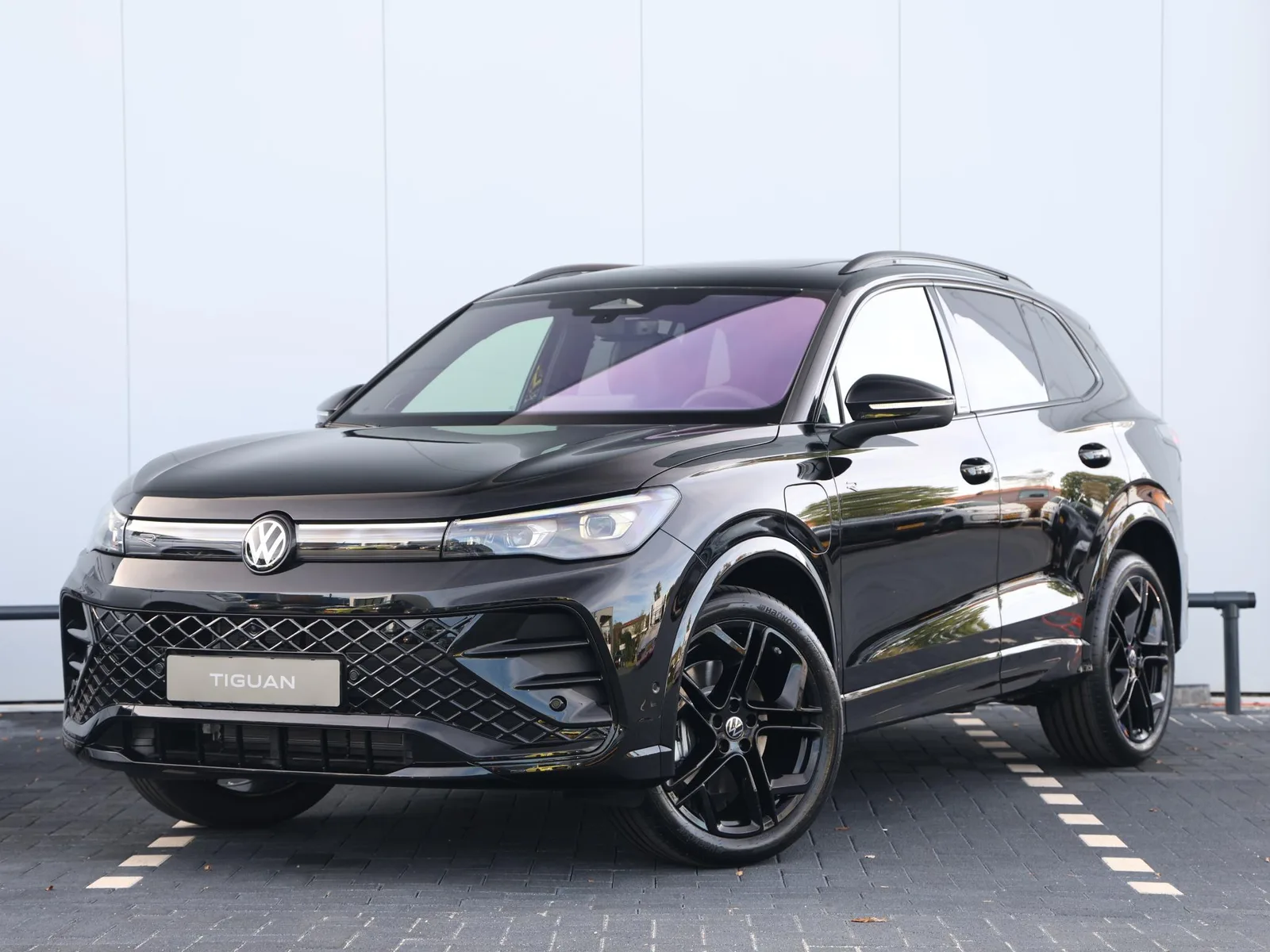 Volkswagen Tiguan (2026) — foto 1