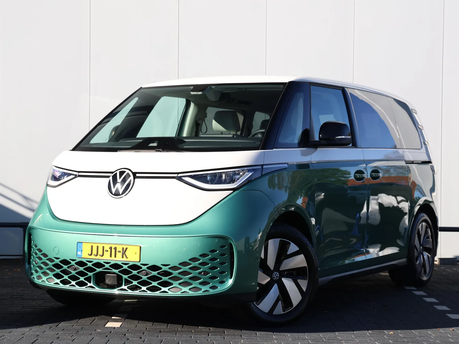Volkswagen ID. Buzz (2025) — foto 1