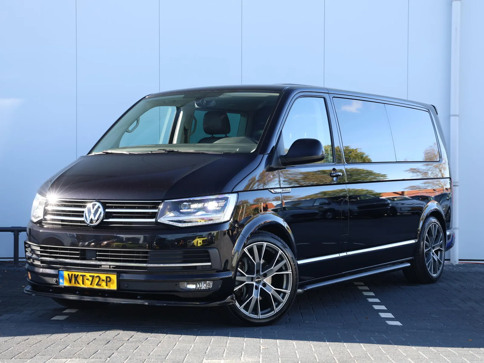 Volkswagen Transporter (2019) — foto 1