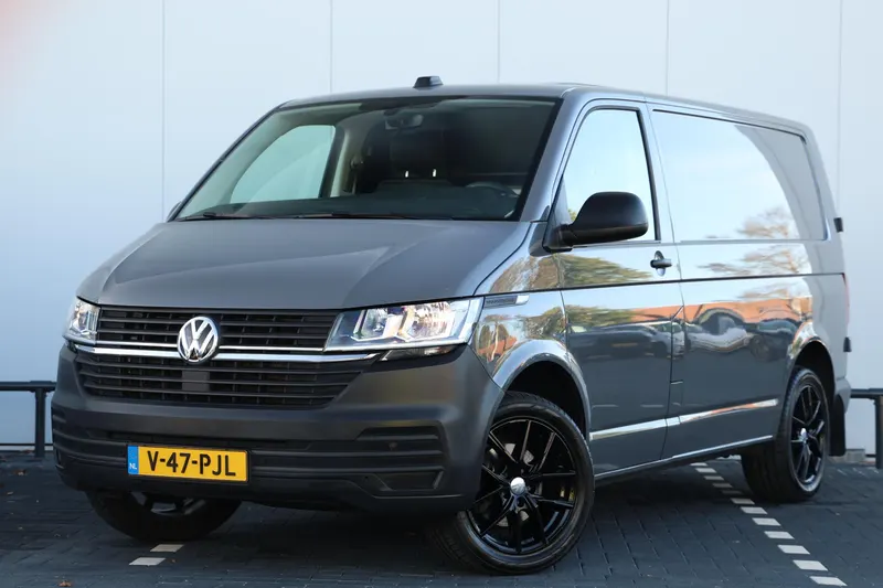 Volkswagen Transporter (2024)