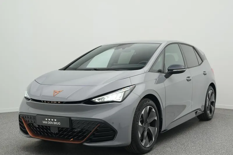 CUPRA Born (2024)