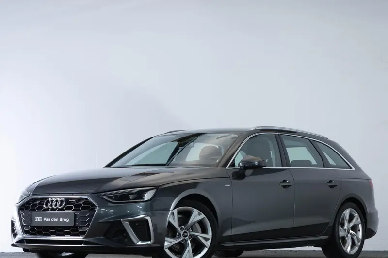 Audi A4 (2022)