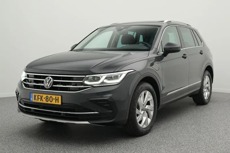 Volkswagen Tiguan (2022)