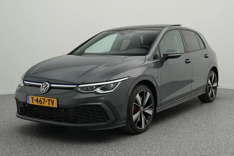 Volkswagen Golf (2021)