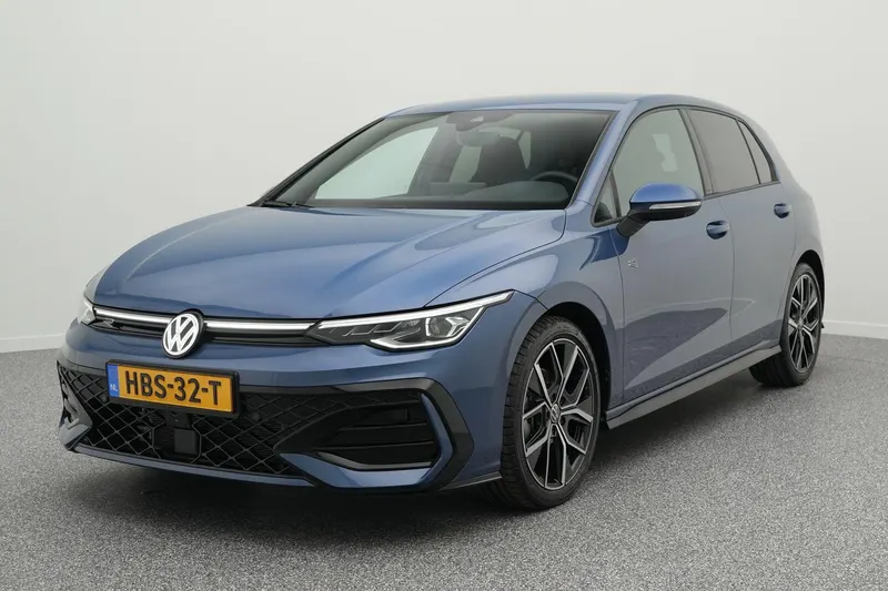 Volkswagen Golf (2025)