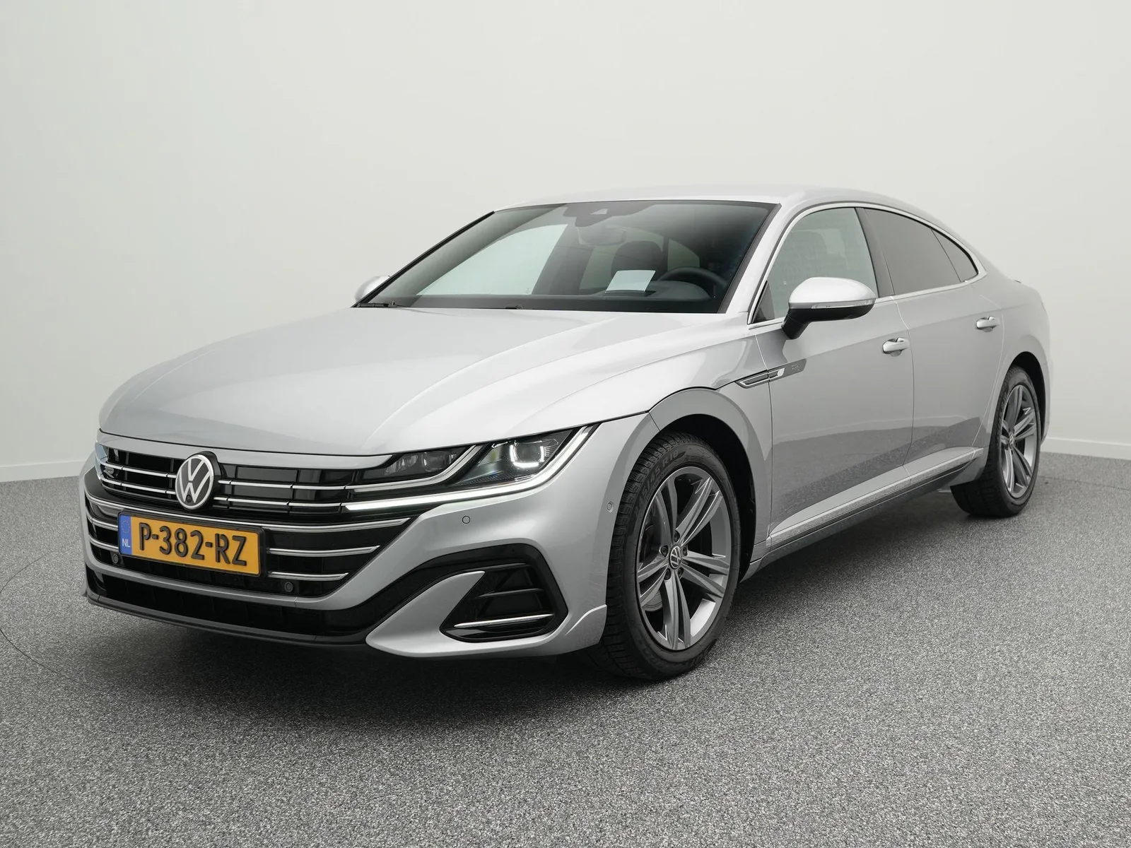 Volkswagen Arteon (2021) — foto 1
