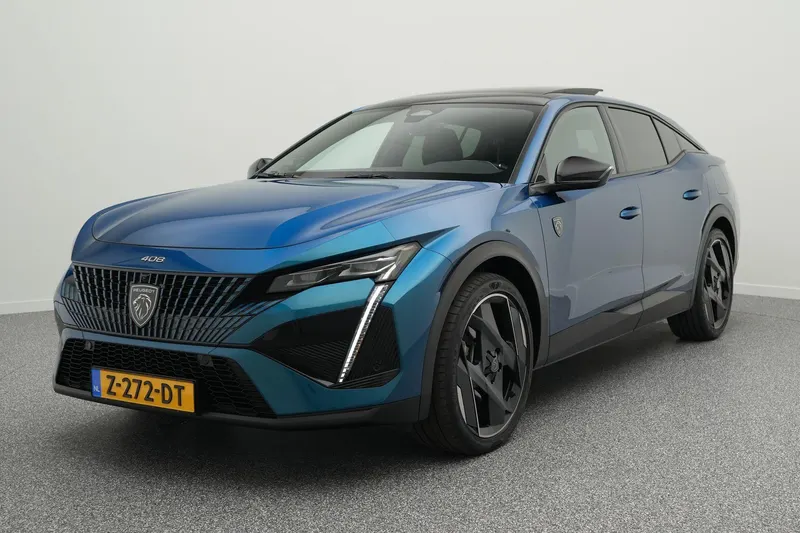Peugeot 408 (2023)