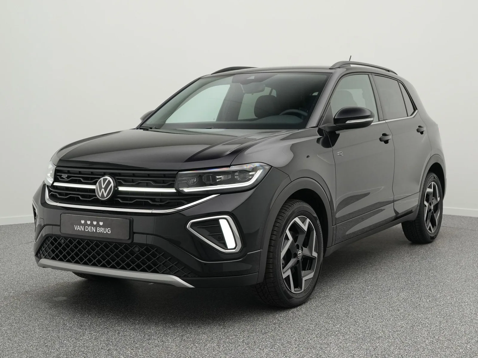 Volkswagen T-Cross (2025) — foto 1