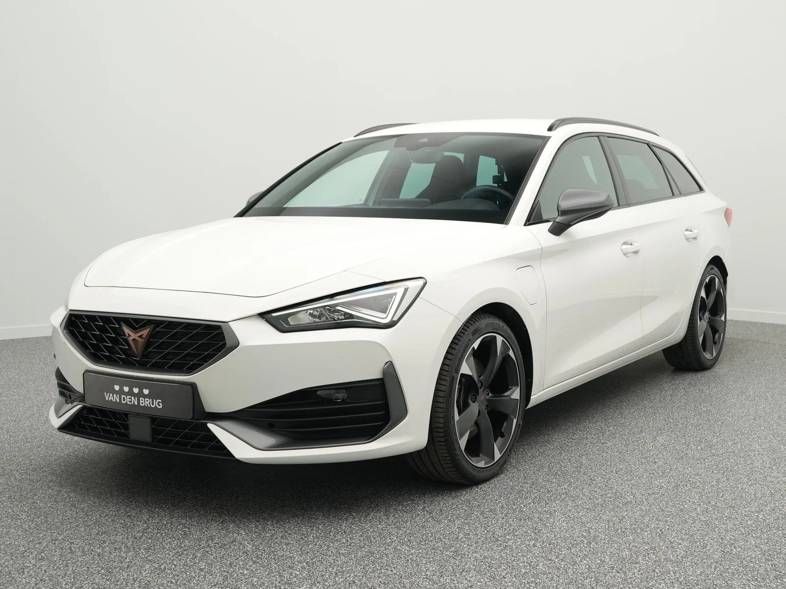 CUPRA Leon Sportstourer (2023) — foto 1
