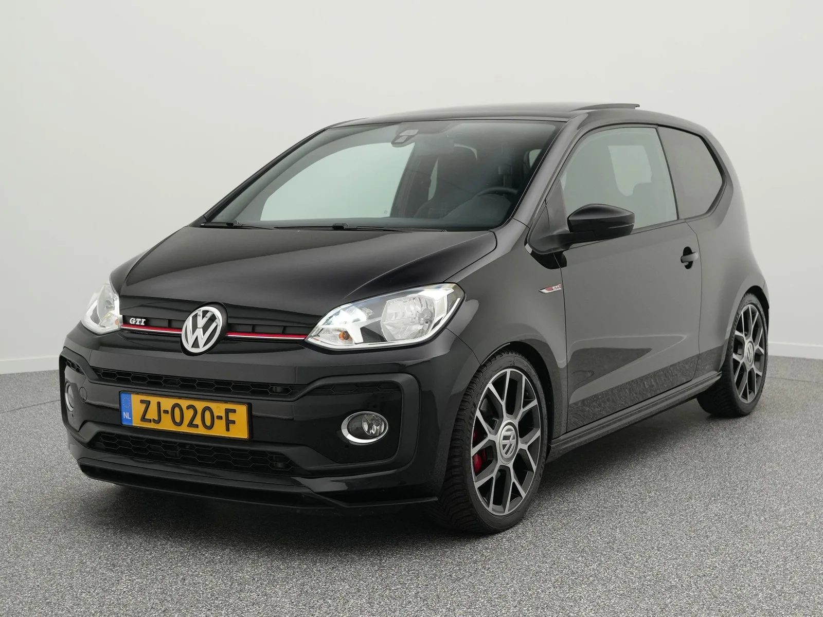 Volkswagen Up! (2019) — foto 1
