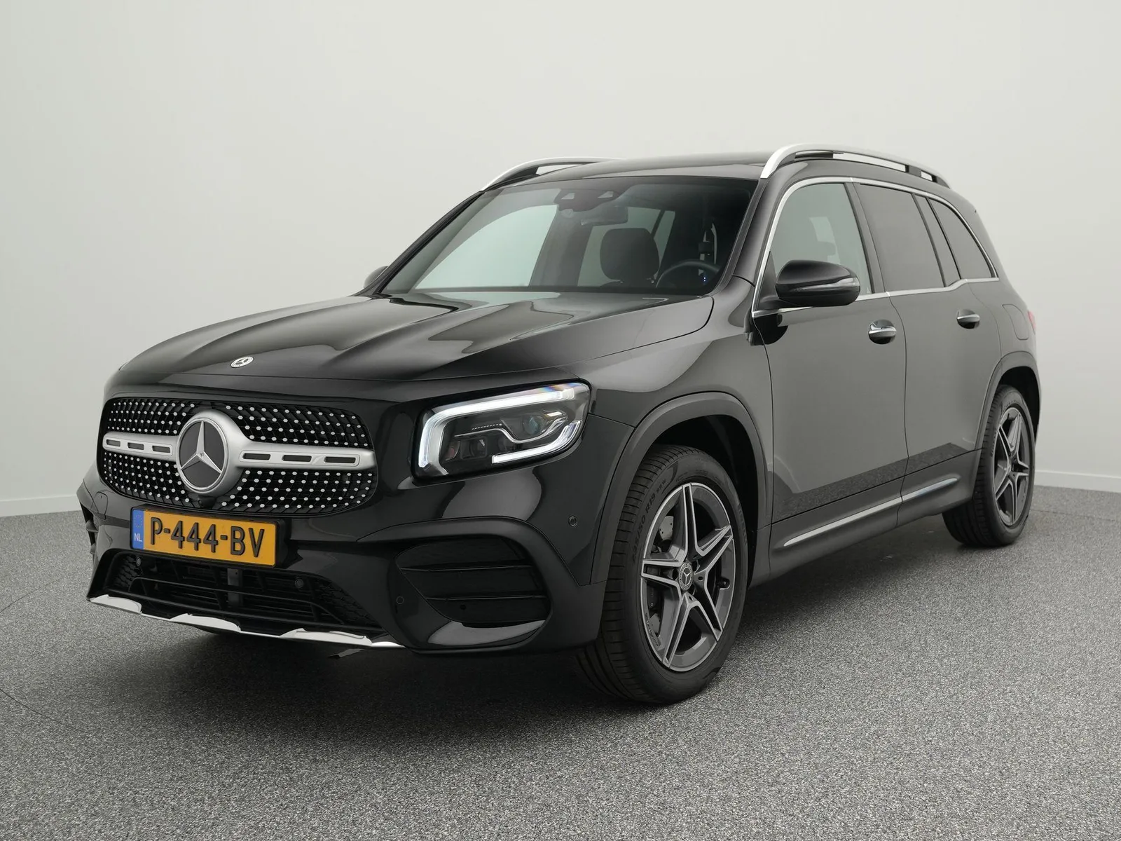 Mercedes-Benz GLB-Klasse (2022) — foto 1