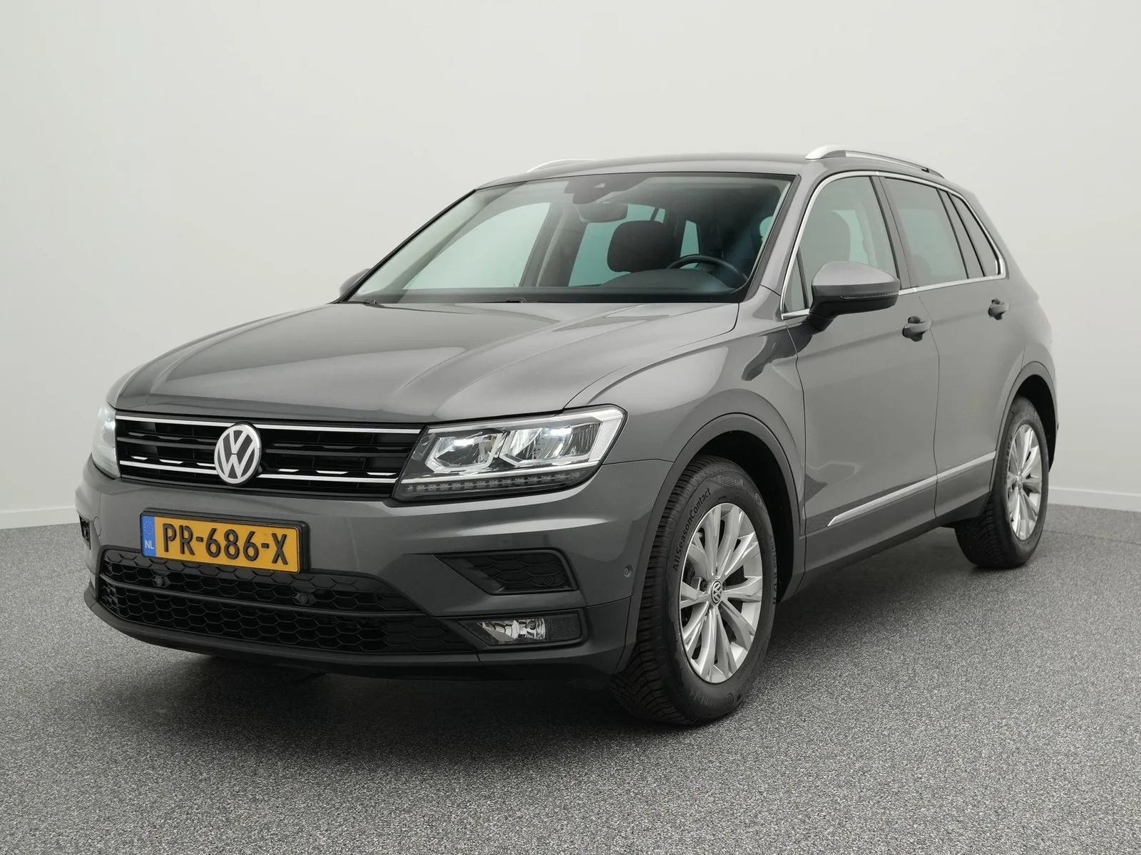 Volkswagen Tiguan (2017) — foto 1