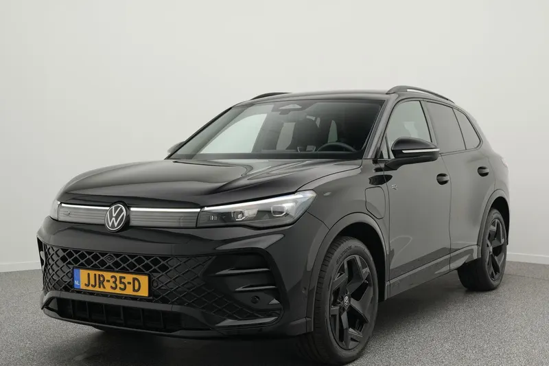 Volkswagen Tiguan (2025)