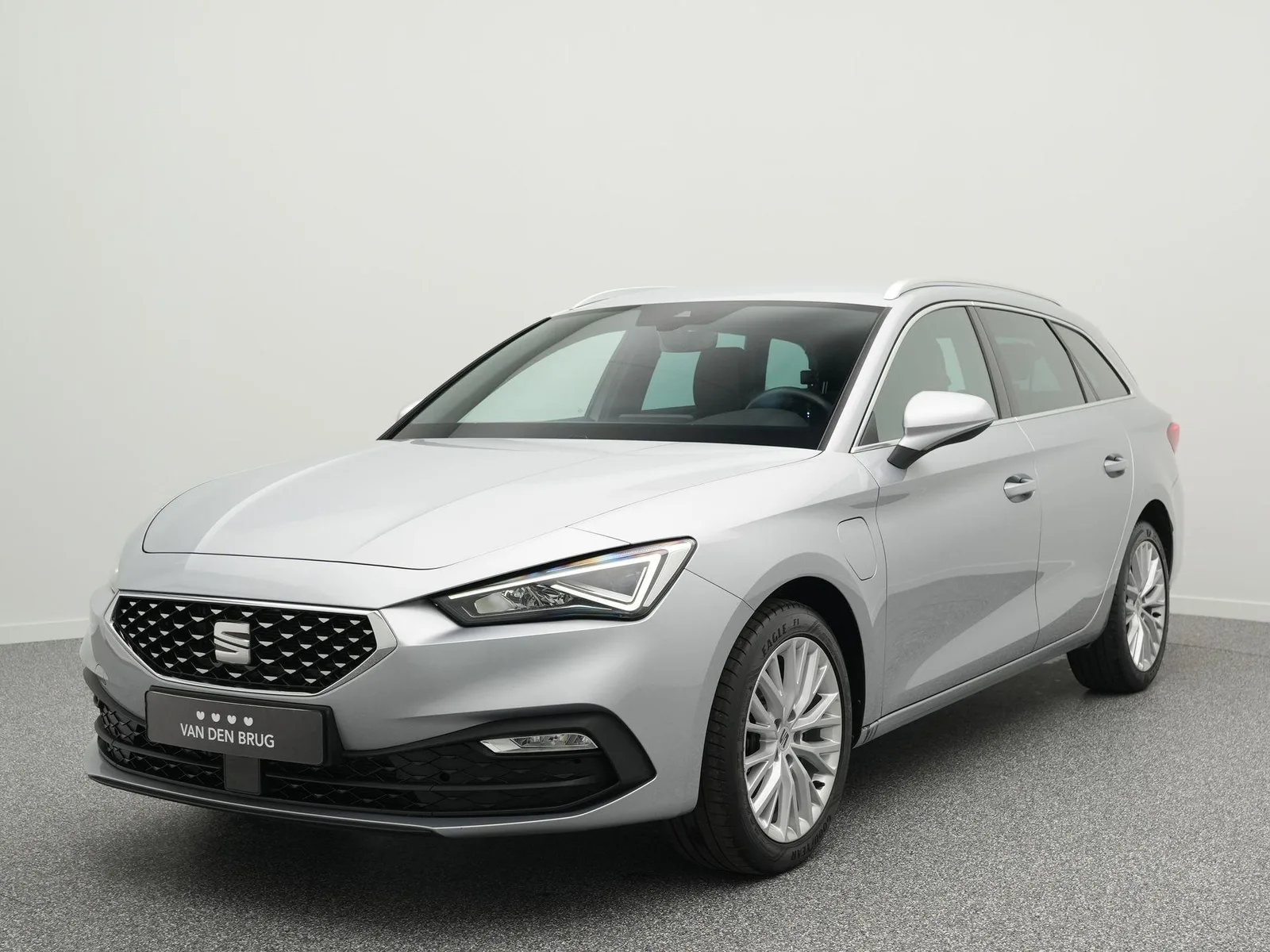 SEAT Leon (2023) — foto 1
