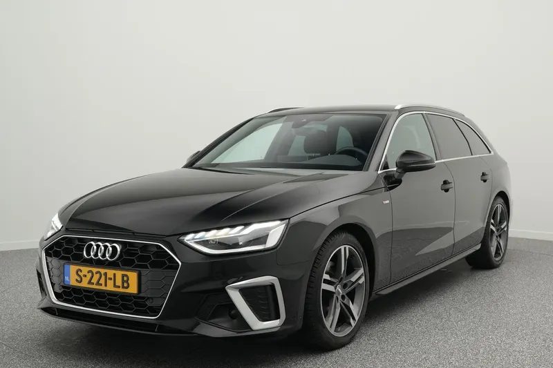 Audi A4 (2023)