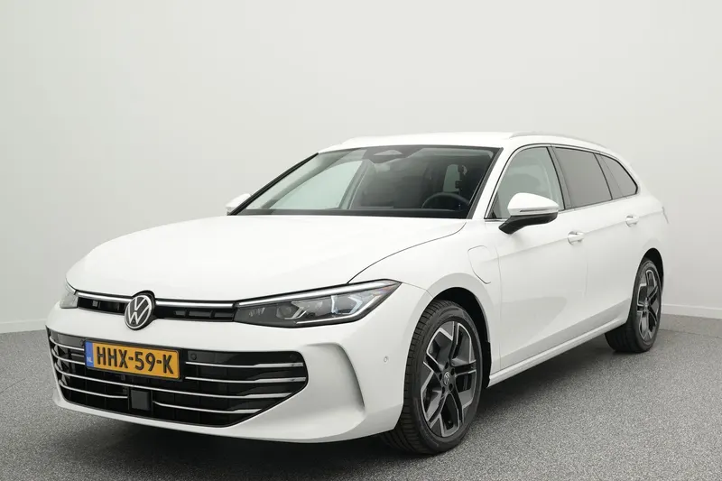 Volkswagen Passat (2025)