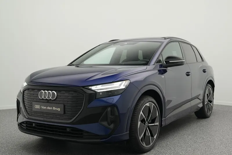 Audi Q4 e-tron (2023)