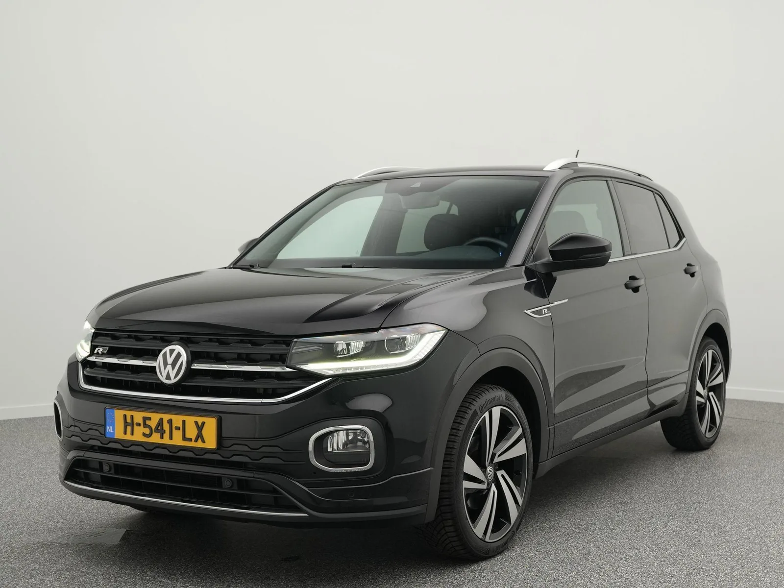 Volkswagen T-Cross (2020) — foto 1