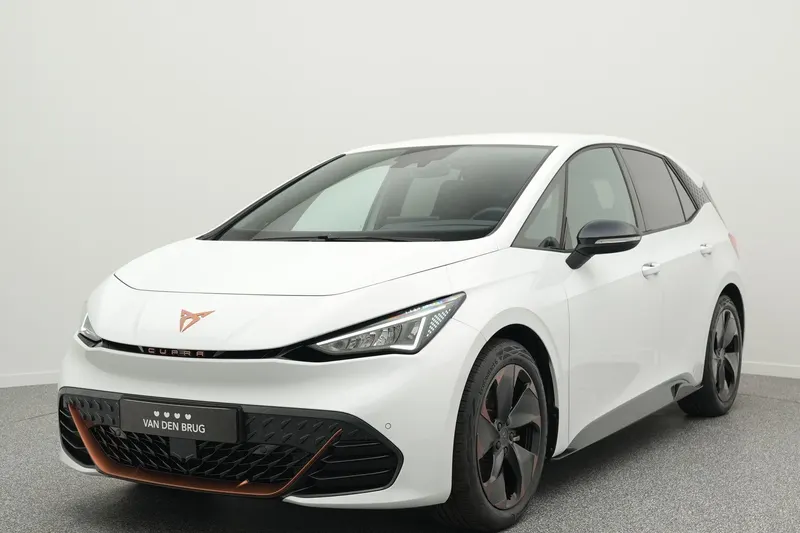 CUPRA Born (2024)