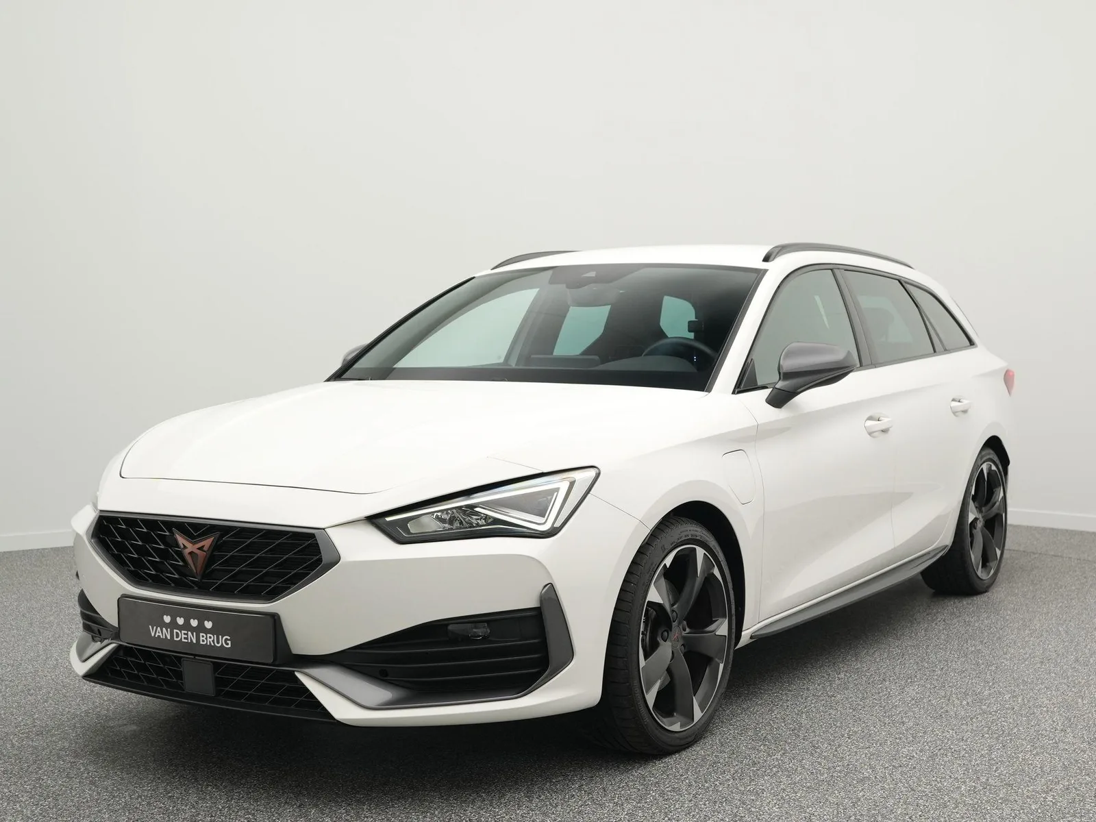 CUPRA Leon Sportstourer (2022) — foto 1