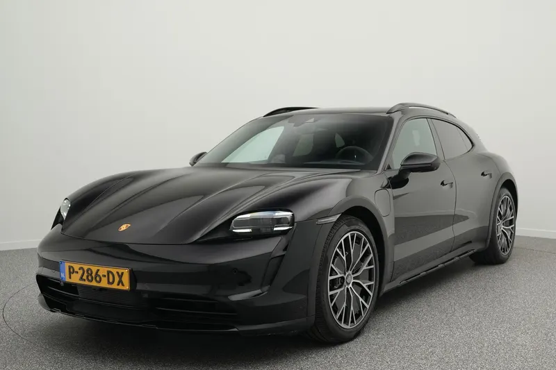 Porsche Taycan (2022)
