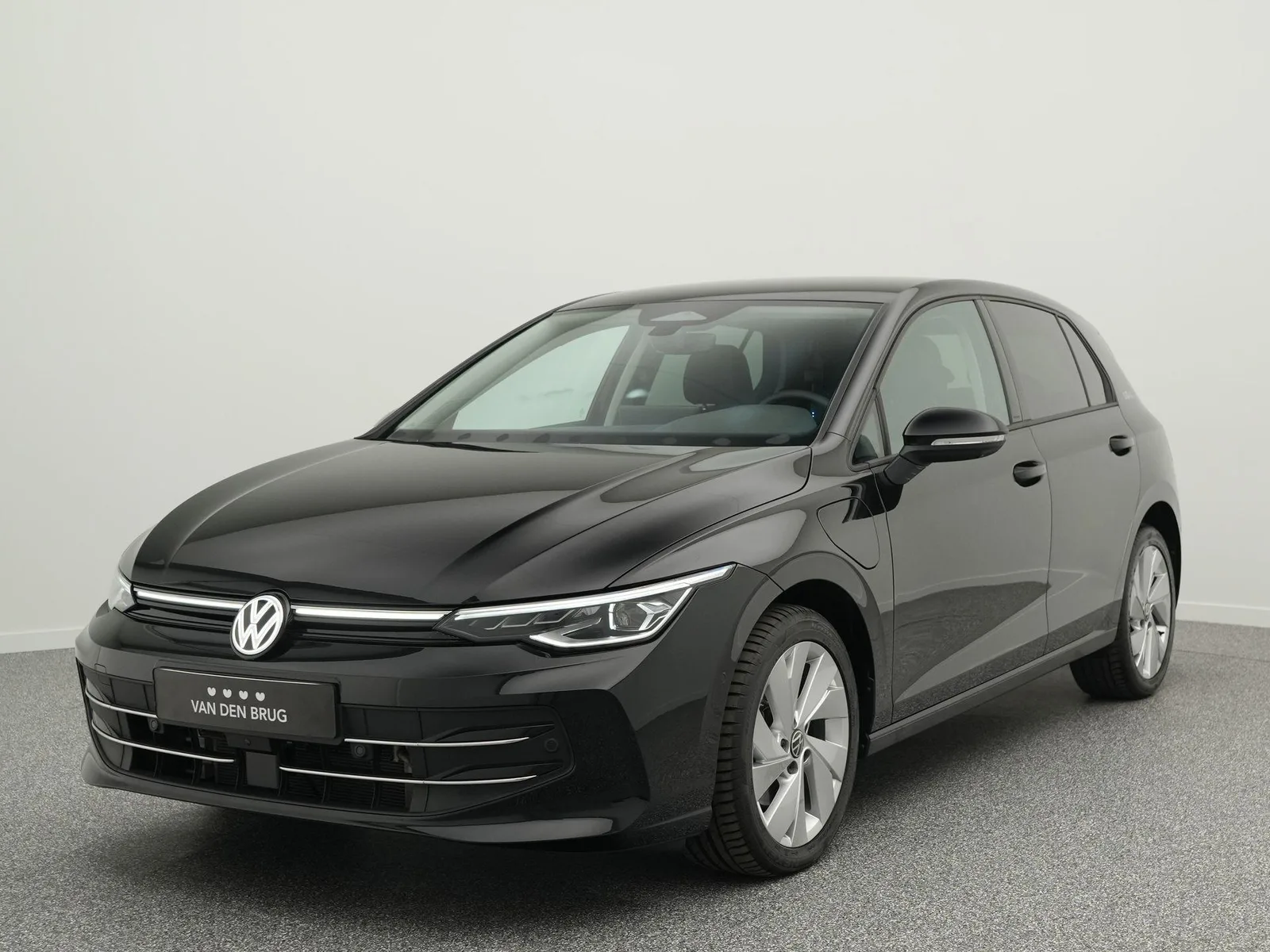Volkswagen Golf (2025) — foto 1