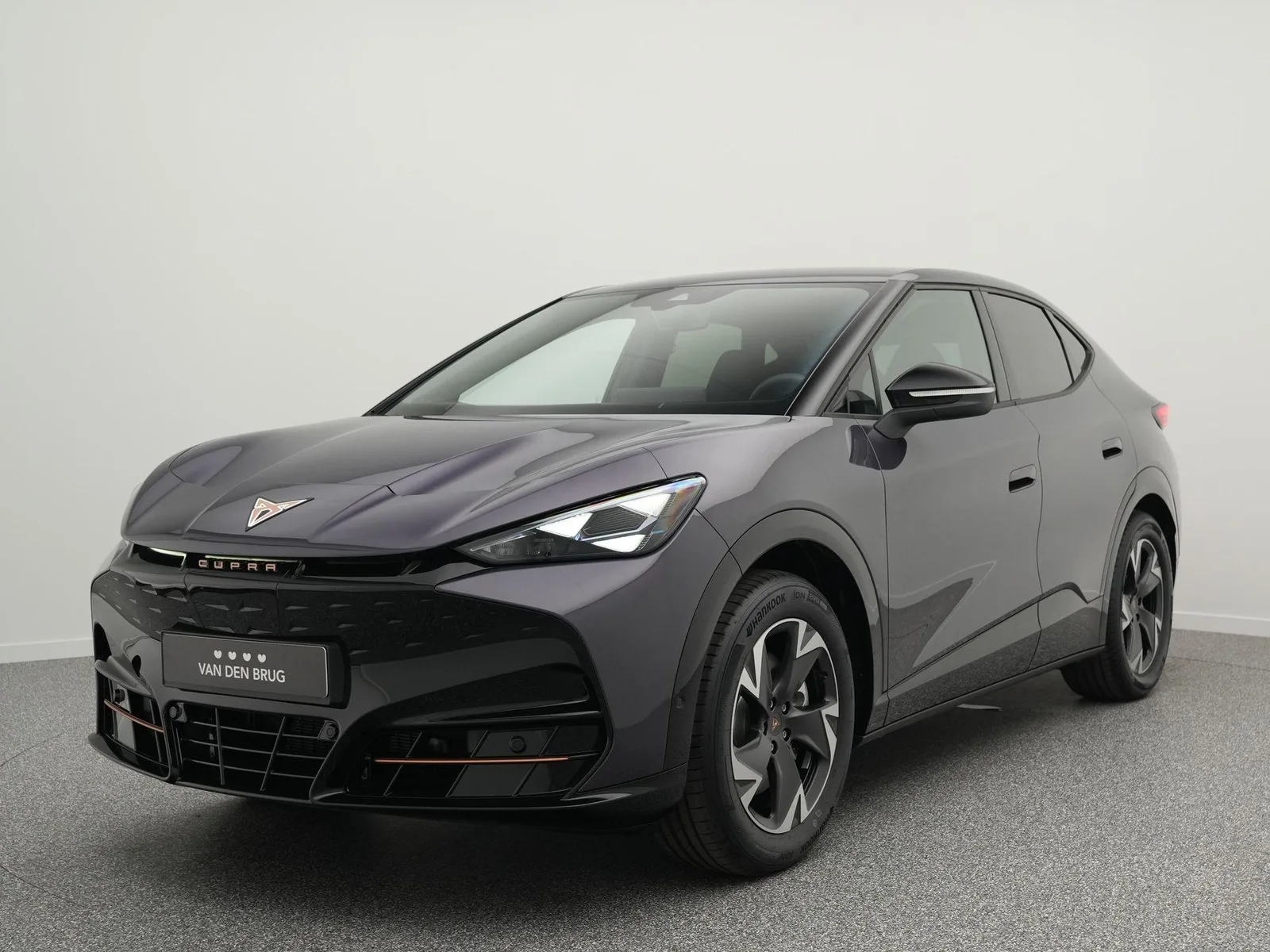 CUPRA Tavascan (2026) — foto 1