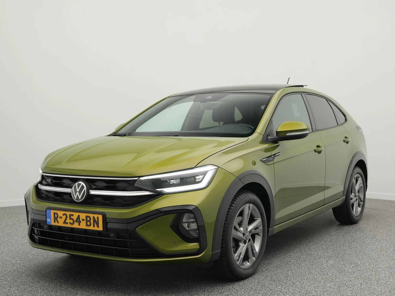 Volkswagen Taigo (2022) — foto 1