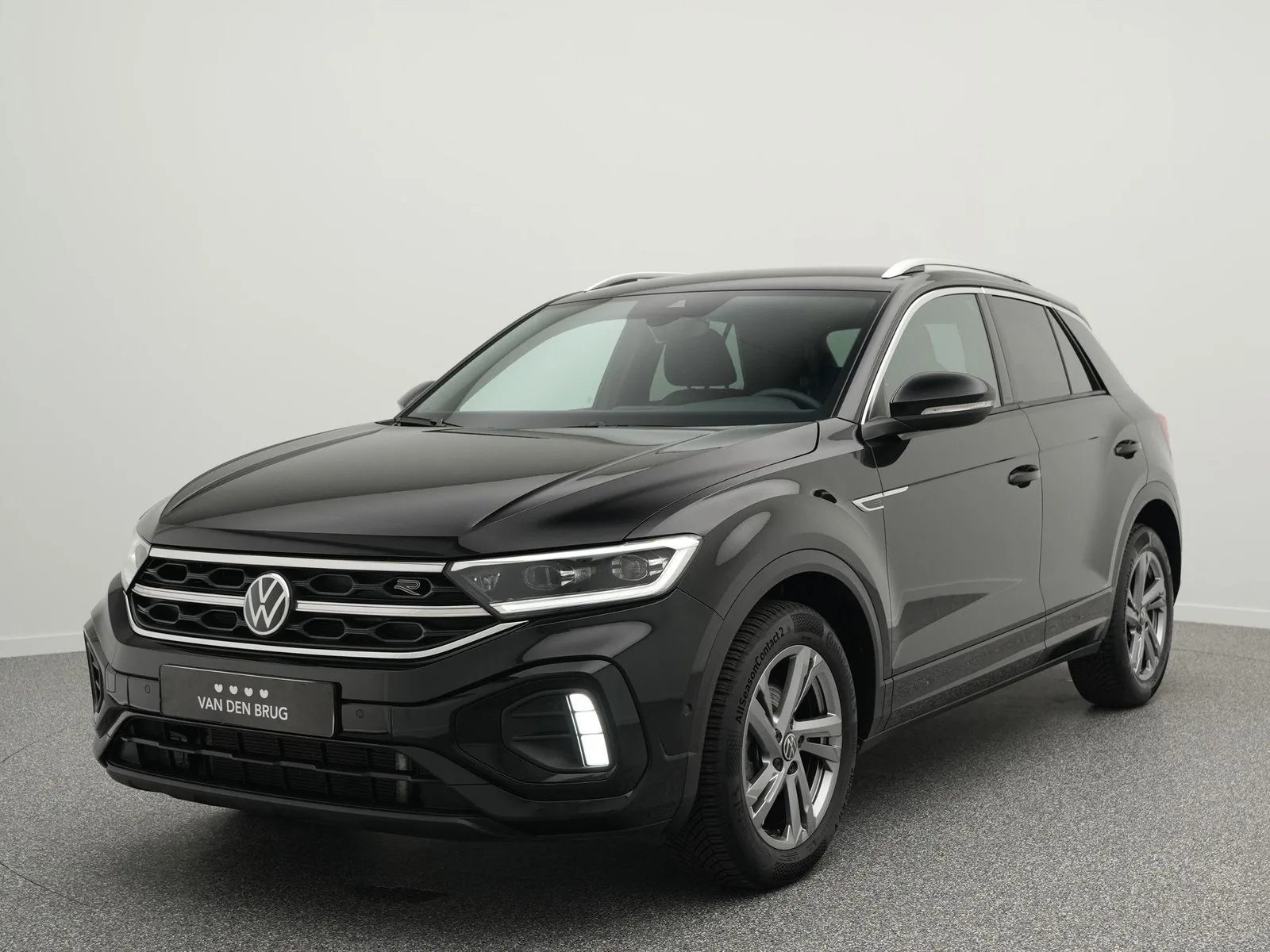 Volkswagen T-Roc (2025) — foto 1