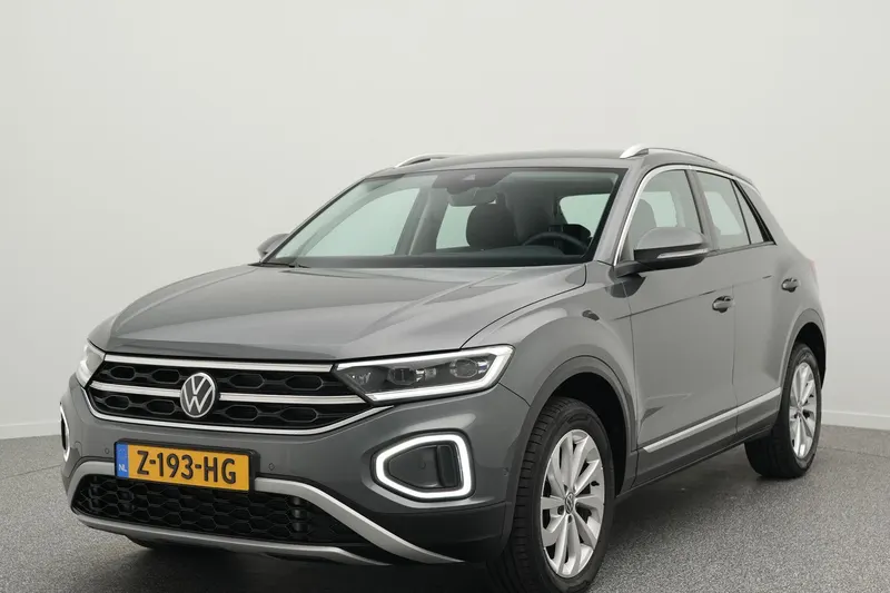Volkswagen T-Roc (2023)
