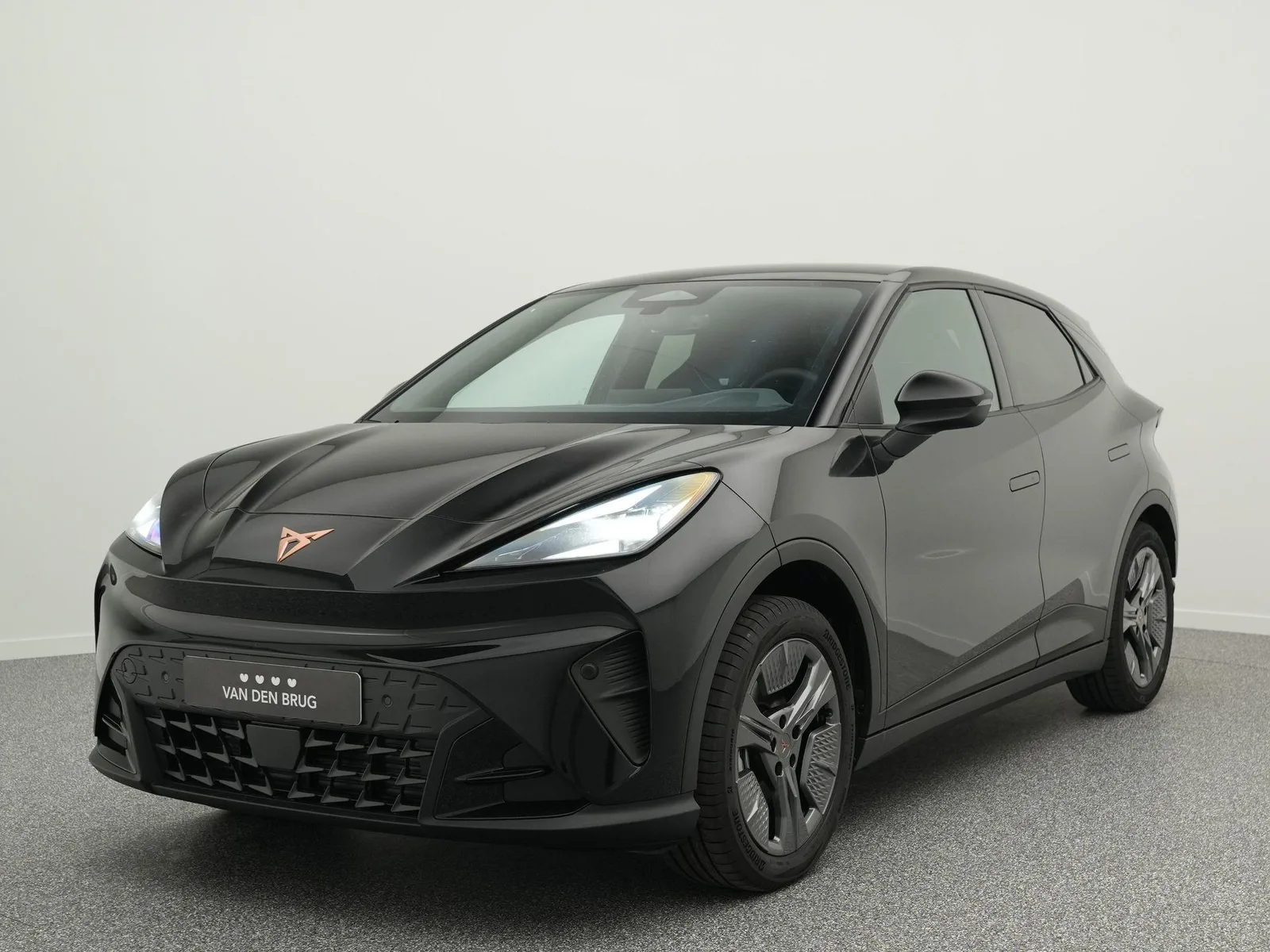 CUPRA Raval (2026) — foto 1