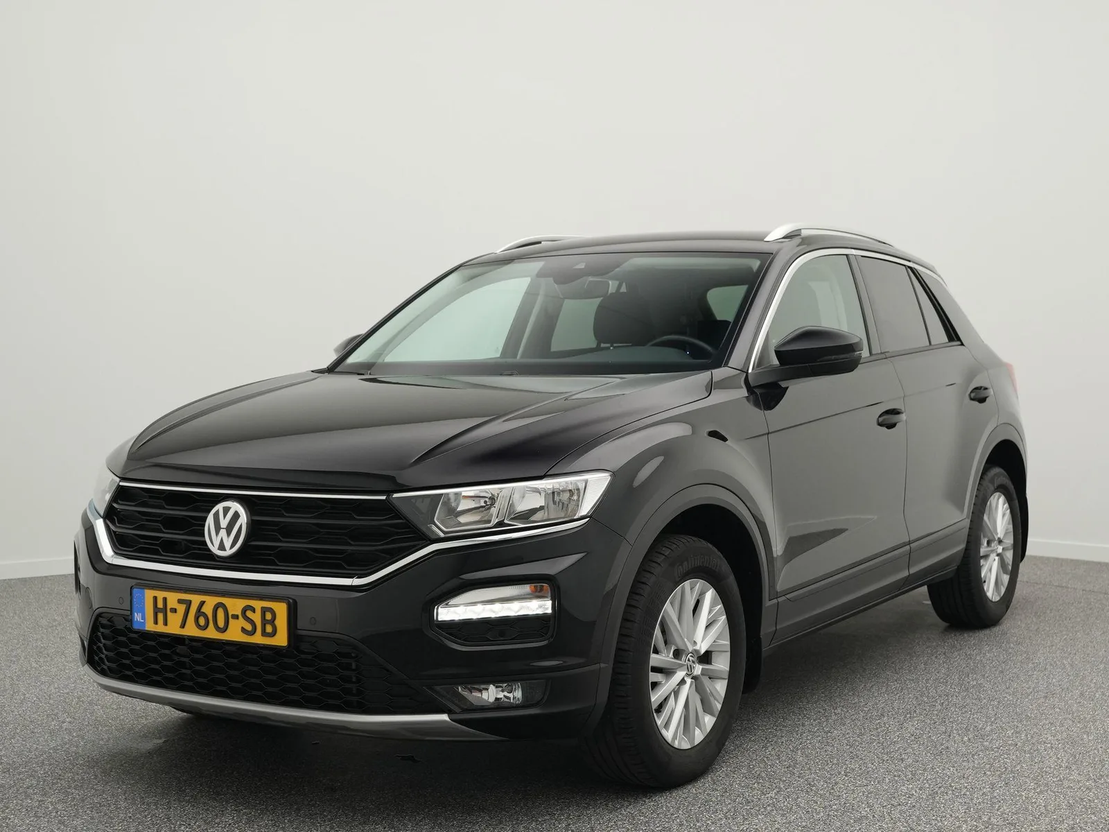 Volkswagen T-Roc (2020) — foto 1