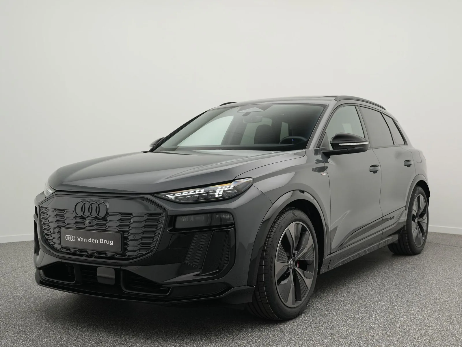 Audi Q6 e-tron (2025) — foto 1