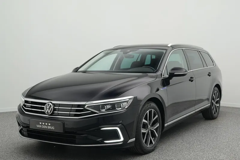 Volkswagen Passat (2022)
