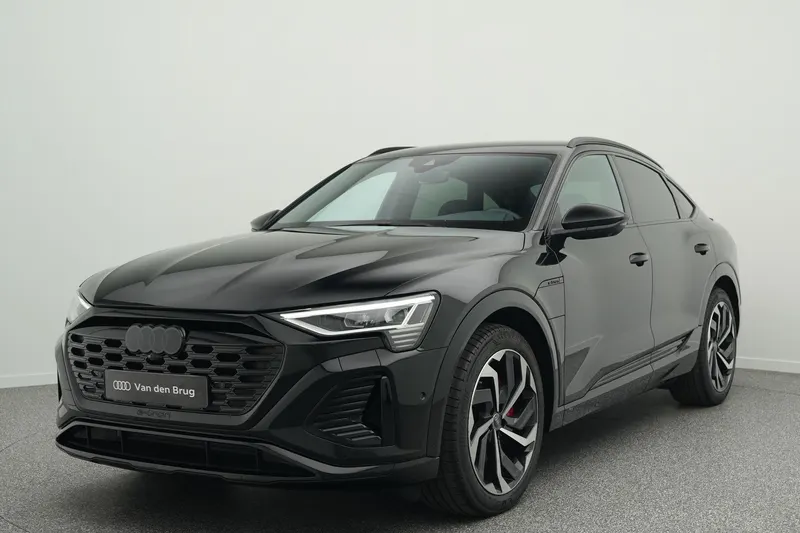 Audi Q8 e-tron (2024)