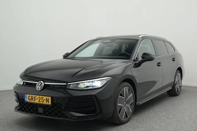 Volkswagen Passat (2024)