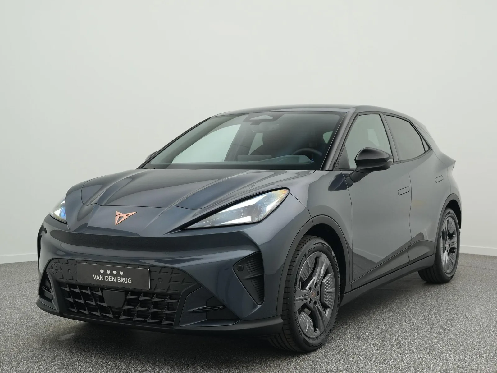 CUPRA Raval (2026) — foto 1