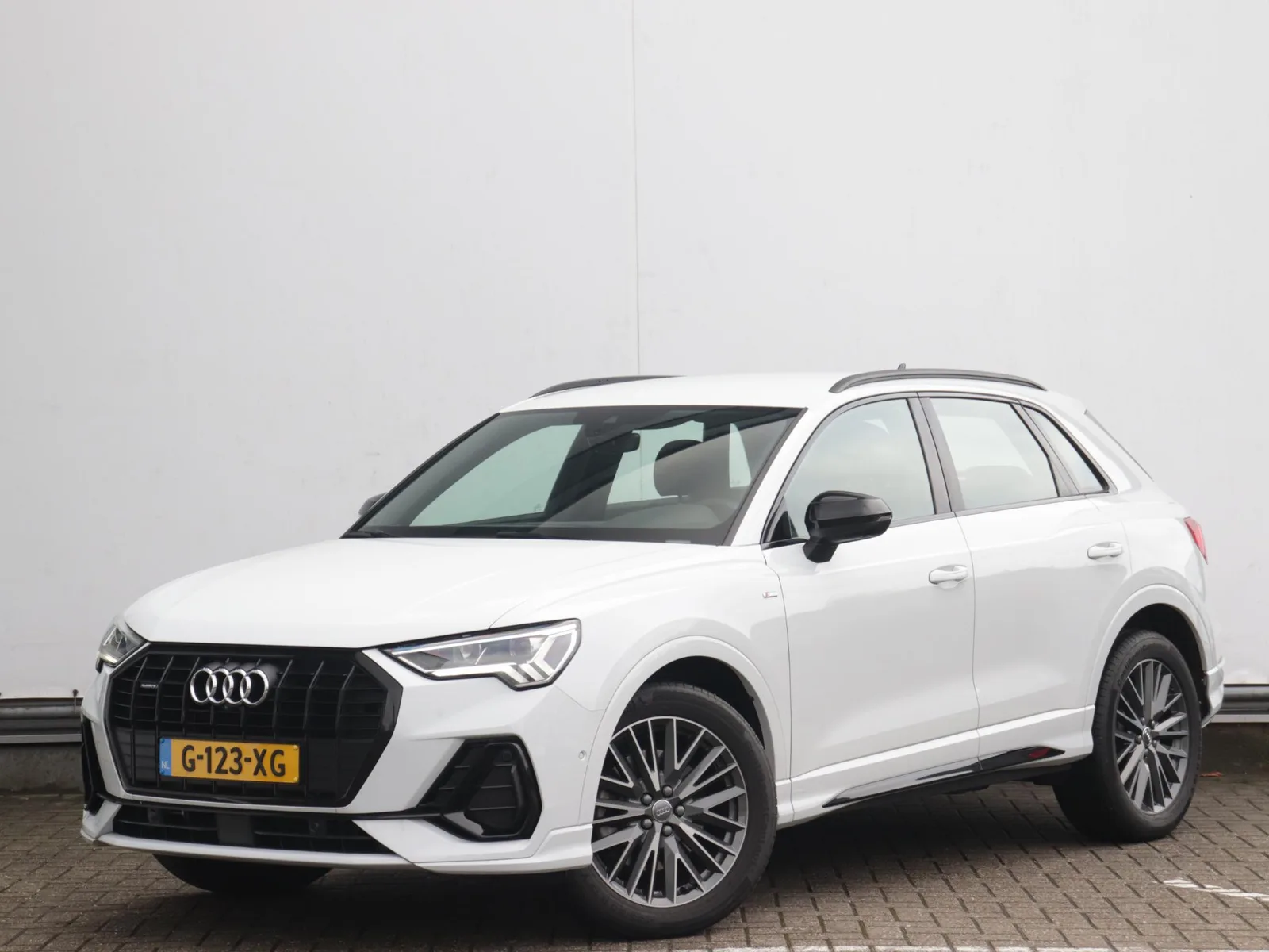 Audi Q3 (2020) — foto 1