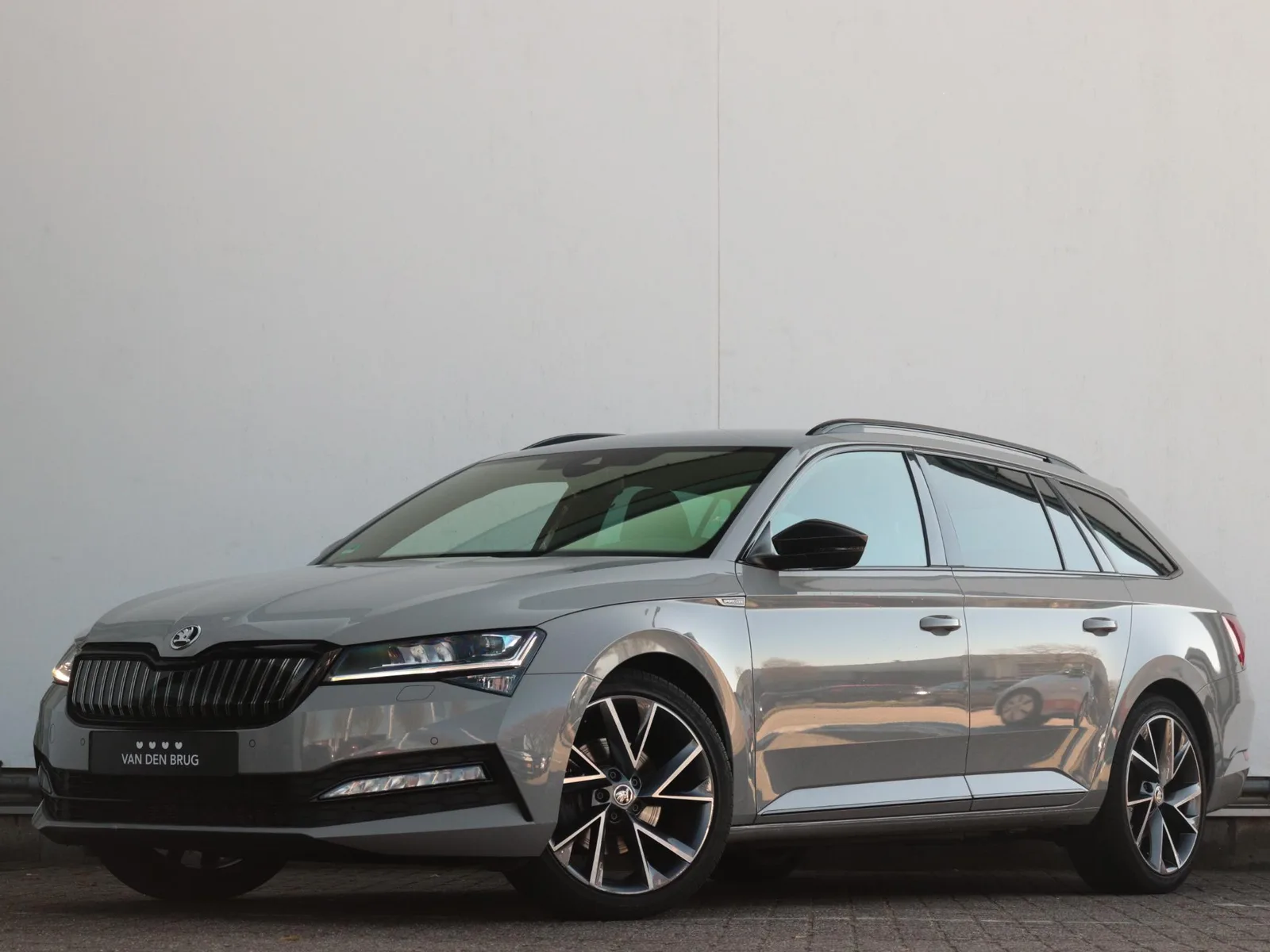 Škoda Superb (2022) — foto 1