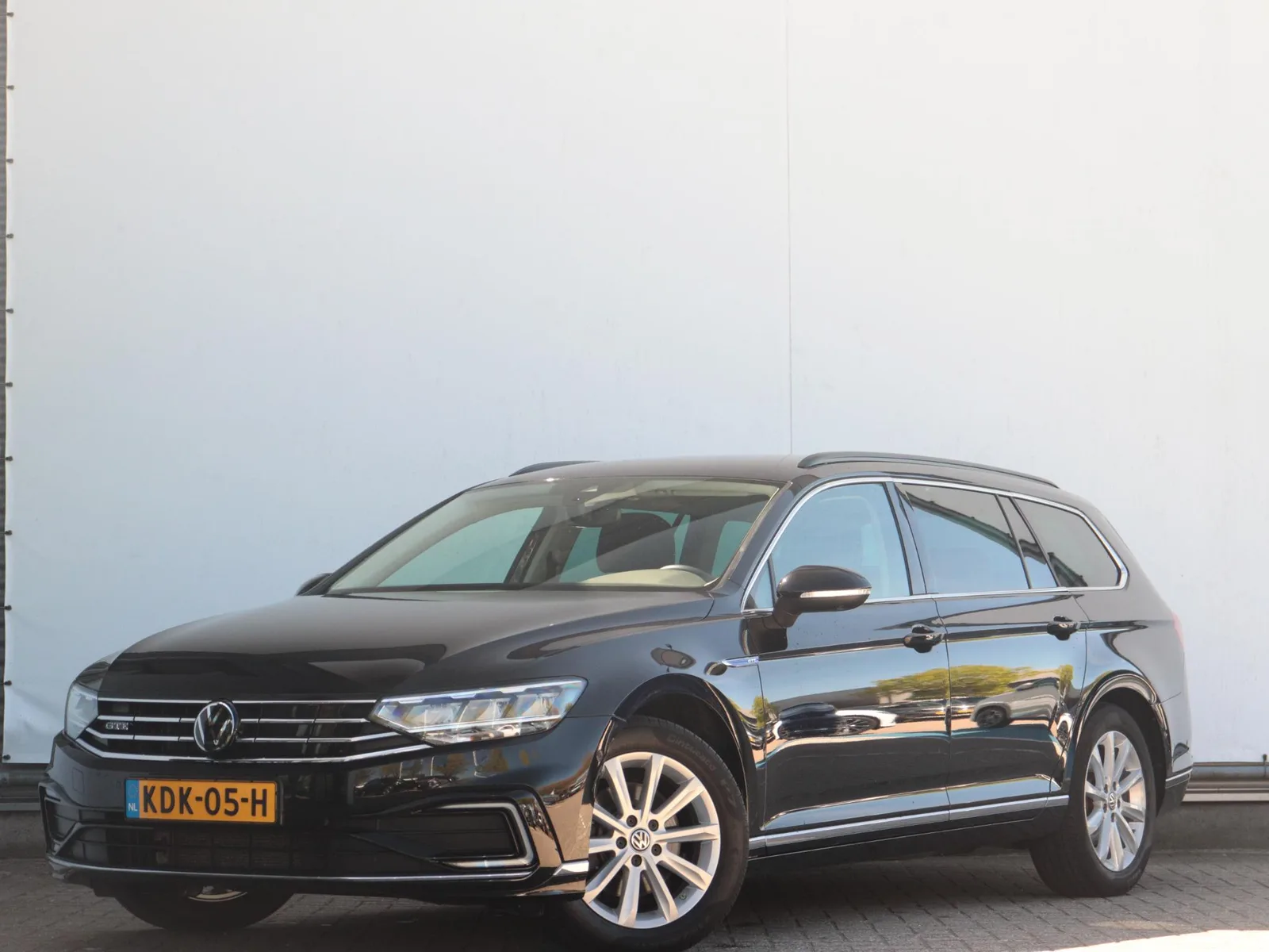 Volkswagen Passat (2020) — foto 1