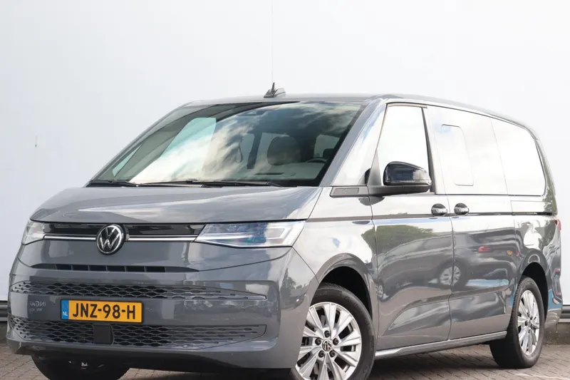 Volkswagen Multivan (2023)