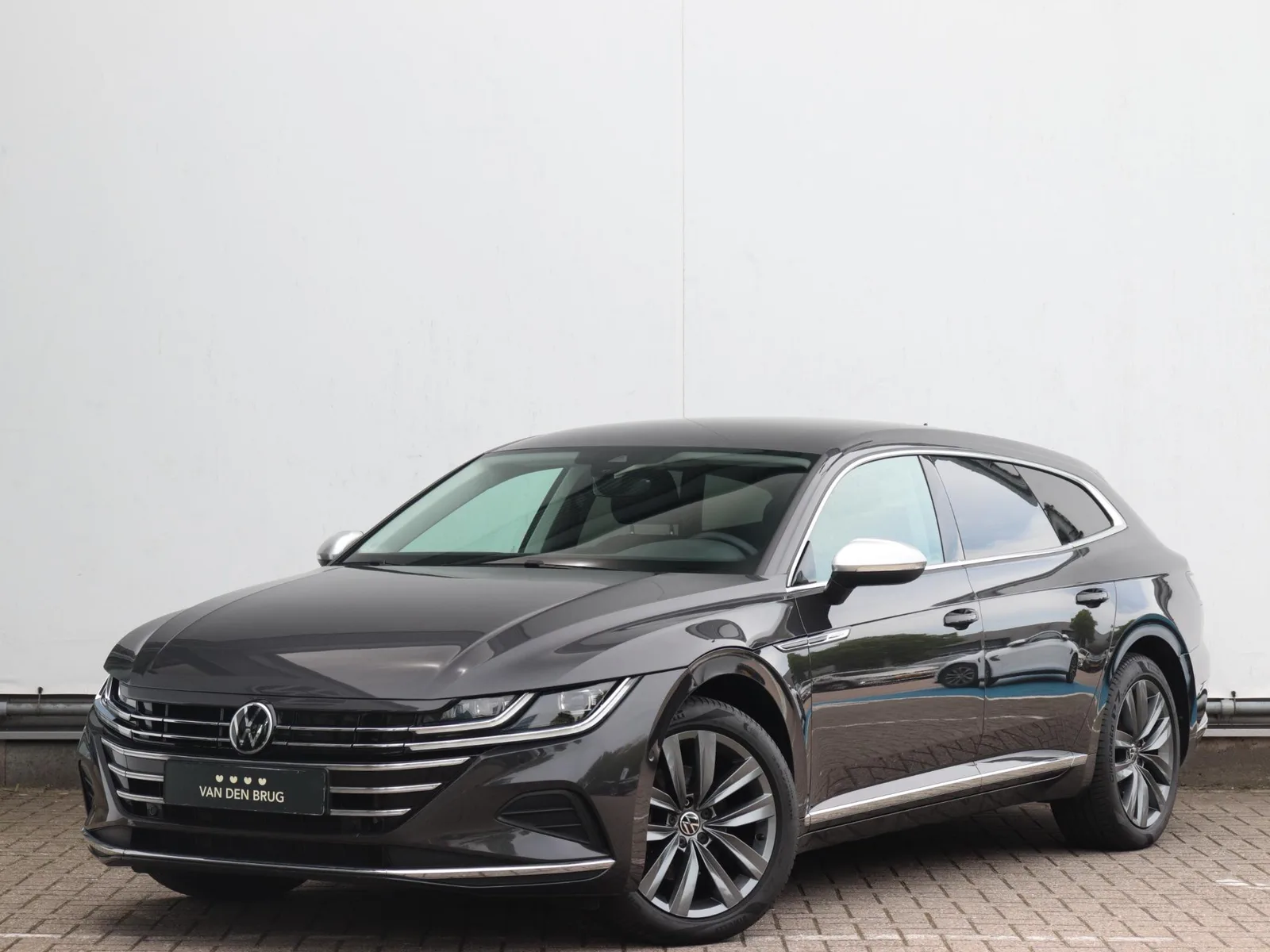 Volkswagen Arteon (2022) — foto 1