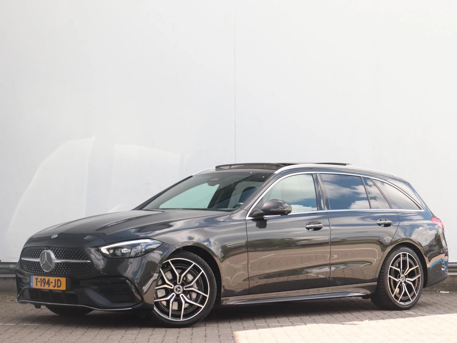 Mercedes-Benz C-Klasse (2023) — foto 1