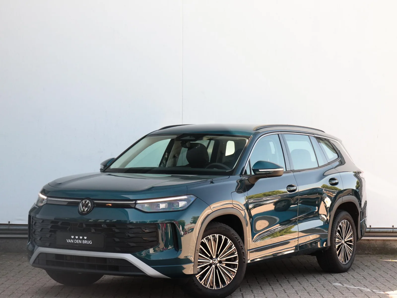 Volkswagen Tayron (2025) — foto 1