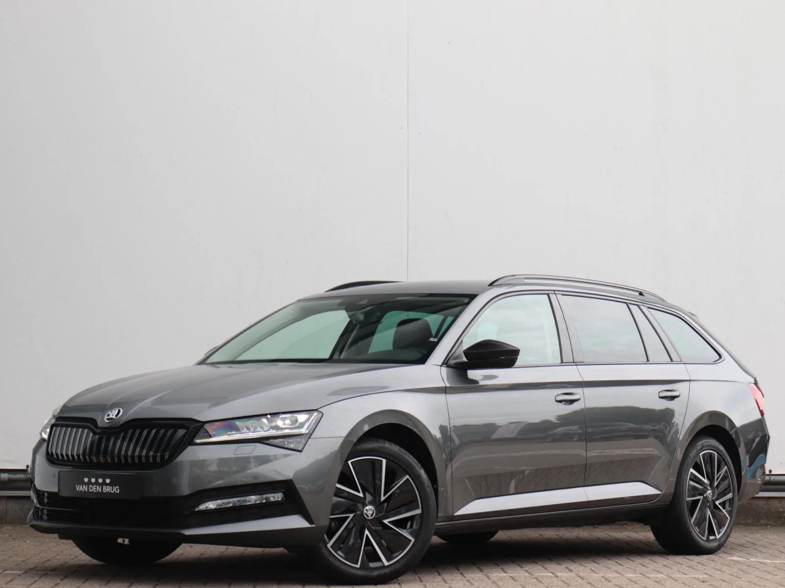 Škoda Superb (2025) — foto 1