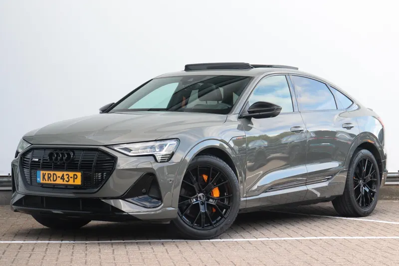 Audi e-tron (2022)