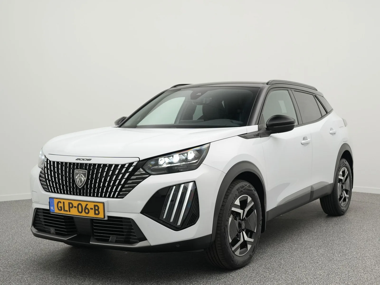 Peugeot 2008 (2024) — foto 1