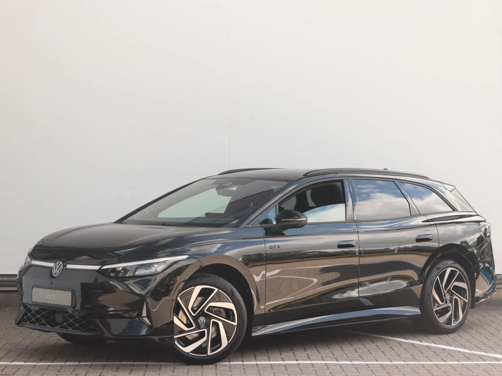 Volkswagen ID.7 (2025) — foto 1