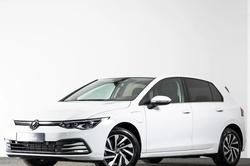 Volkswagen Golf (2021)