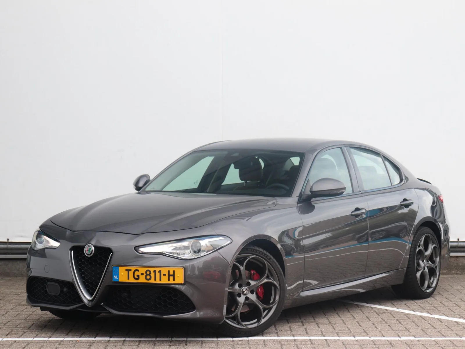 Alfa Romeo Giulia (2018) — foto 1